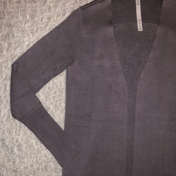 Lululemon NWOT City Street Cardigan - 8 - Picture 3 of 10